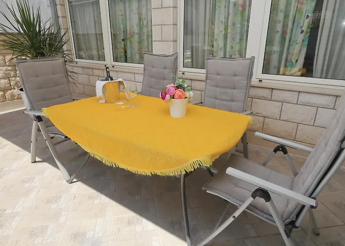 Nika - Marija * Makarska