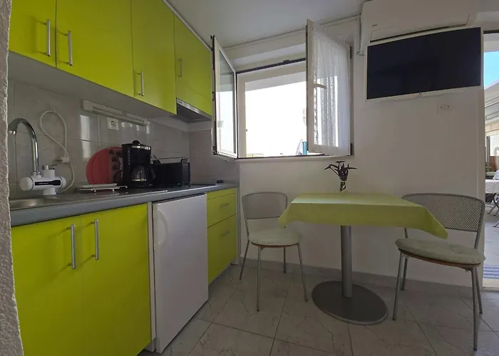 Nika - Marija Makarska